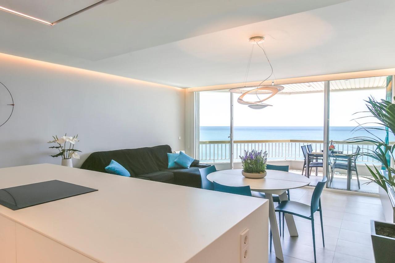Magnifico Apartamento - Primera Linea De Mar Calafell Eksteriør billede
