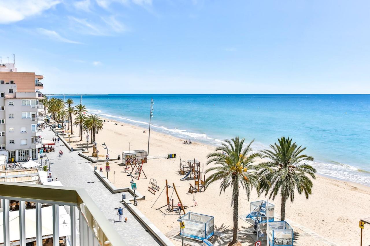 Magnifico Apartamento - Primera Linea De Mar Calafell Eksteriør billede
