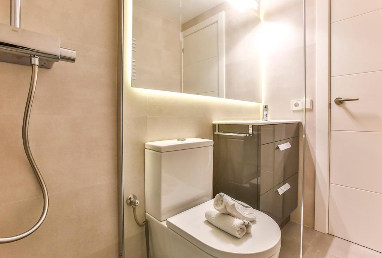 Magnifico Apartamento - Primera Linea De Mar Calafell Eksteriør billede