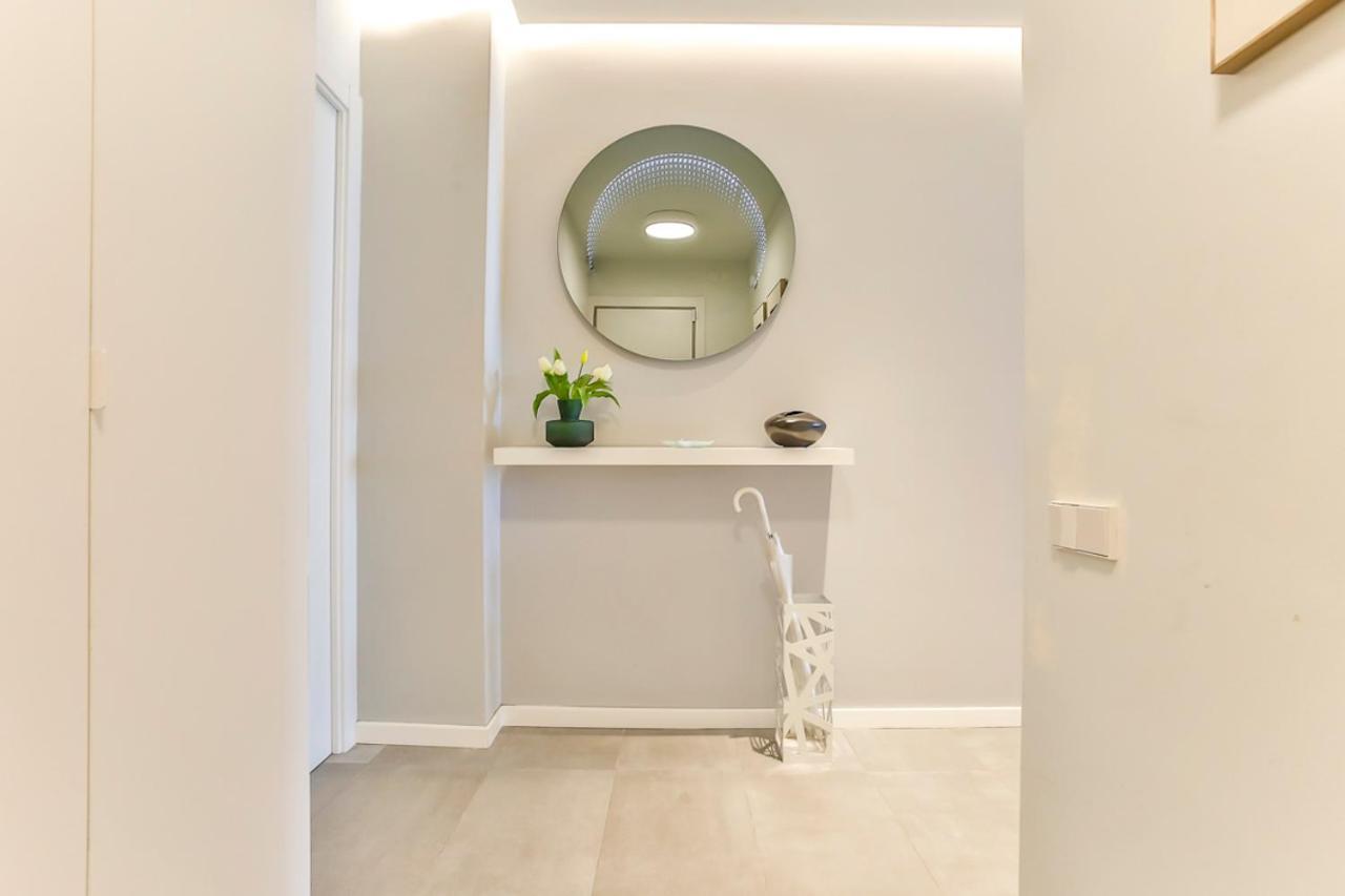 Magnifico Apartamento - Primera Linea De Mar Calafell Eksteriør billede