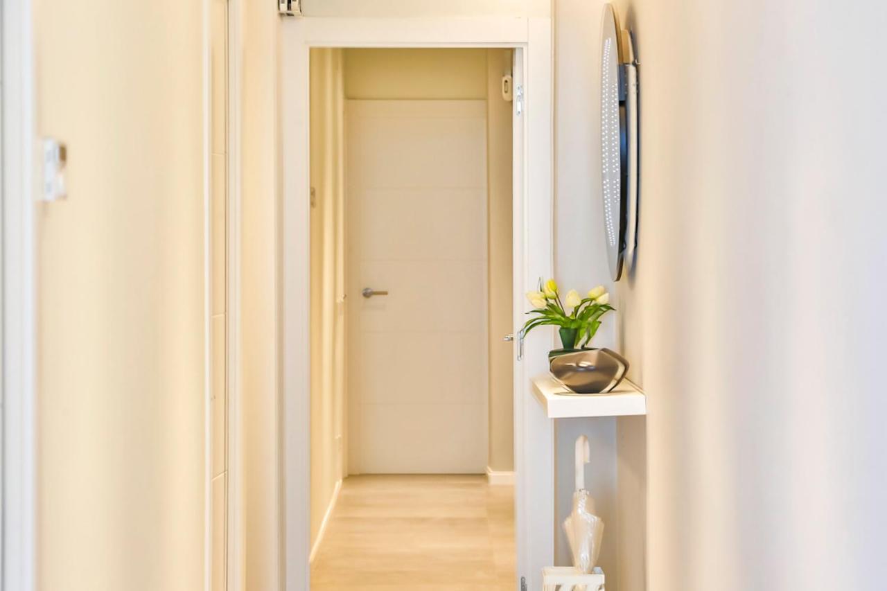 Magnifico Apartamento - Primera Linea De Mar Calafell Eksteriør billede
